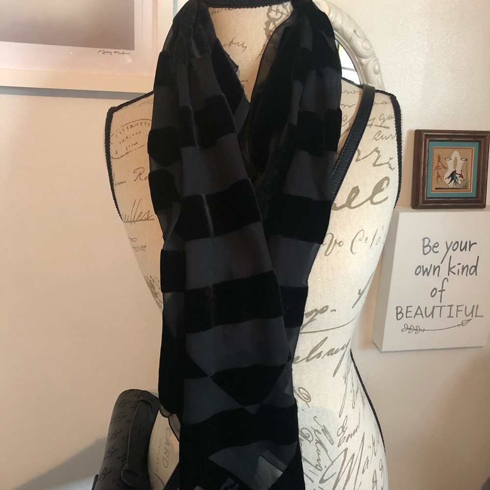 FENDI scarf